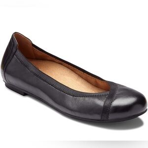 Vionic Black Leather Ballet Flats